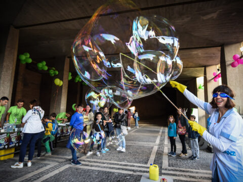 Giugno con l’INFN: tra festival, notti e scienze estive