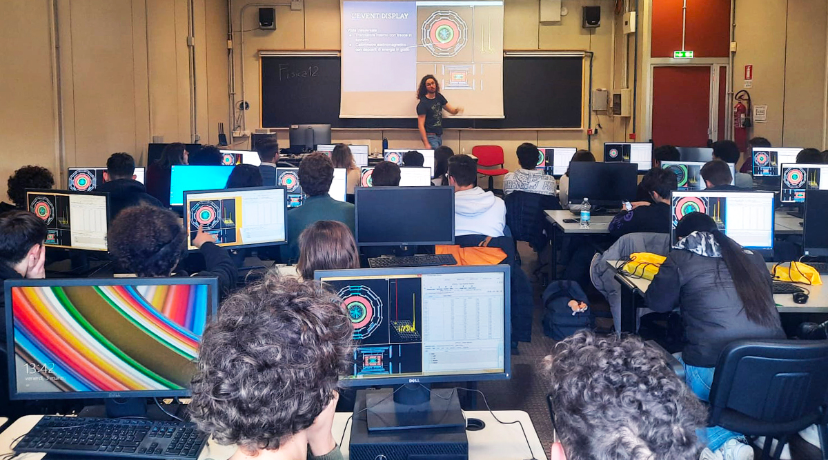 studenti alla masterclass in fisica delle particelle