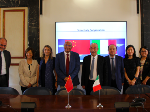 L'incontro tra le delegazioni dell'INFN e della NSFC presso la sede della Presidenza INFN a Roma.