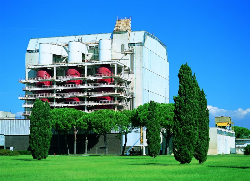 centrale-di-latina-esterno-2