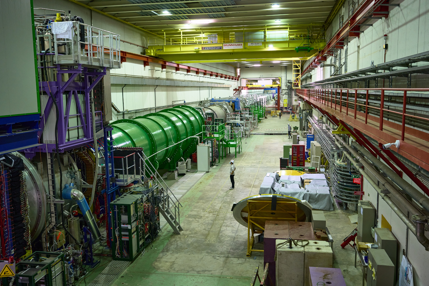 Nell'immagine l'esperimento NA62 al Cern