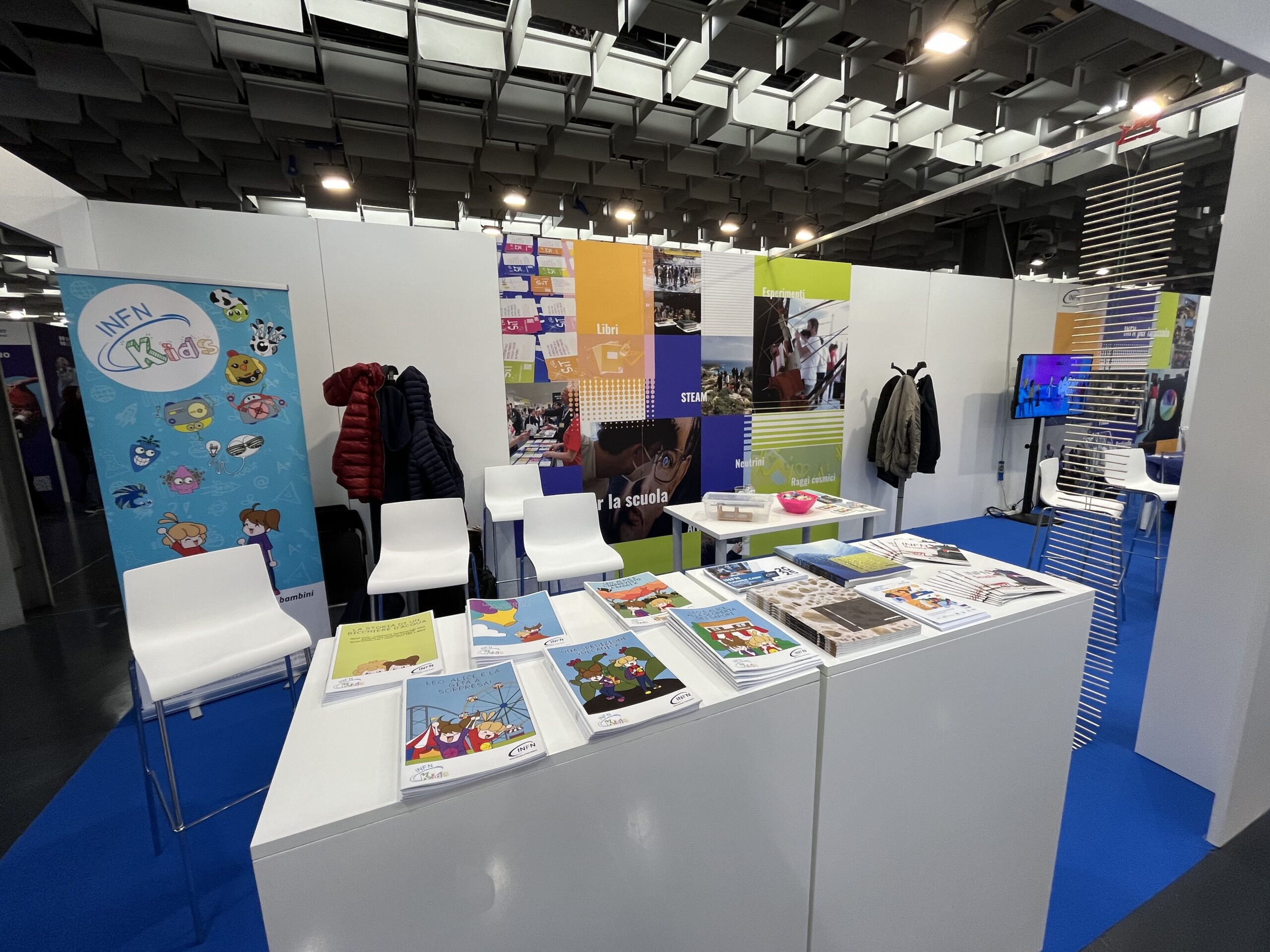 Stand INFN alla Fiera Didacta Italia ©INFN