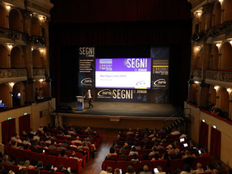 Un momento della presentazione del presidente dell'INFN Antonio Zoccoli durante Giornate del Piano Triennale dell'INFN 2027-2029 che si sono tenute al Teatro Verdi di Padova